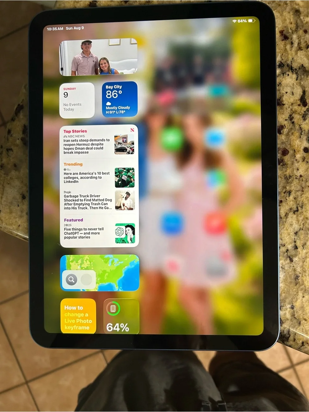 Apple iPad (Black) A16